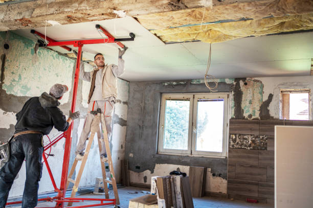 Best Fiberglass Insulation  in Bell Gardens, CA